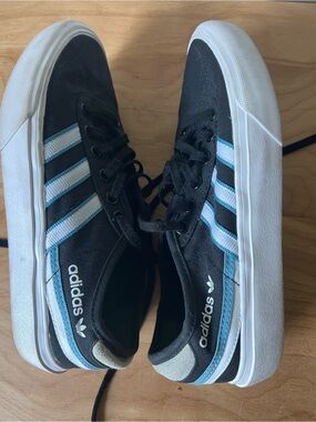 Adidas Delpala Casual/Skateboarding Shoes